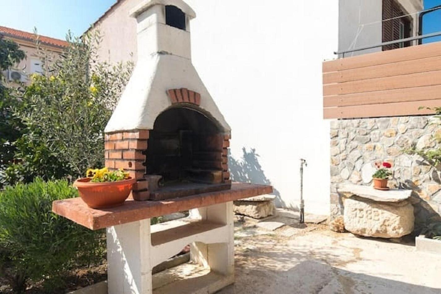 Holiday Home Mari - Modern Holiday House Close To Sea Punat Bagian luar foto