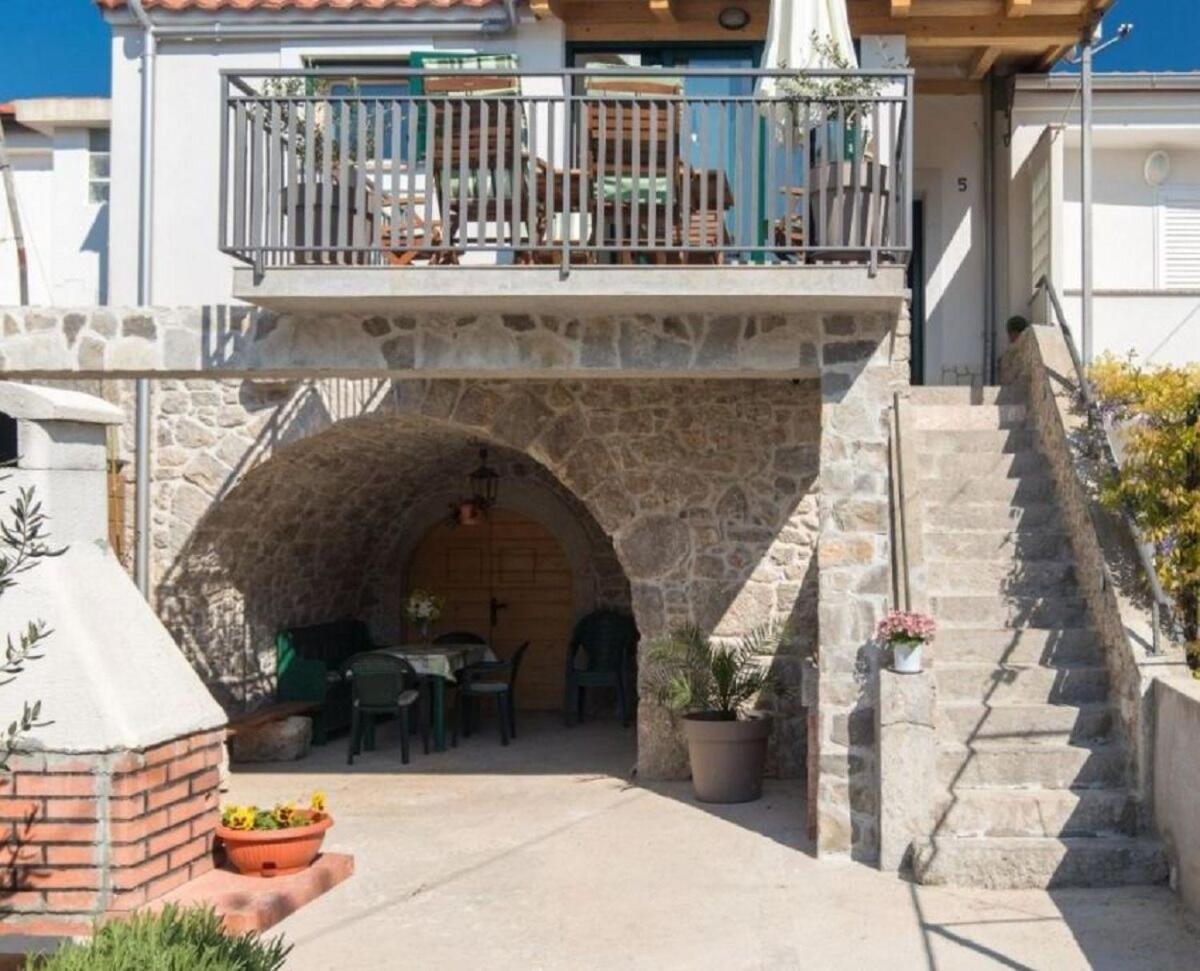 Holiday Home Mari - Modern Holiday House Close To Sea Punat Bagian luar foto